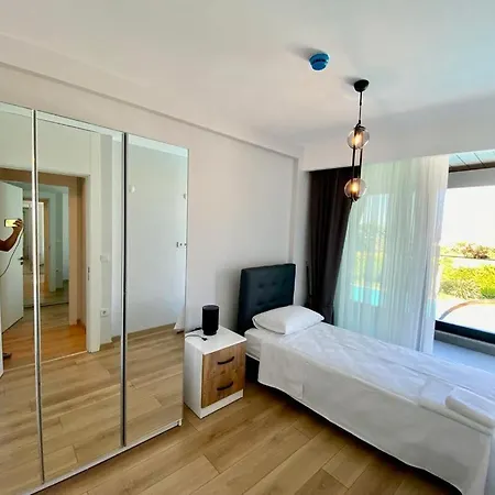 Luks Komplek Nautilus Unique'de Dublex Apartment *